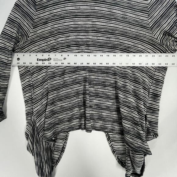 Torrid Womens Cardigan Plus 2X Black White Striped Open Front Drapey Minimalist - Picture 6 of 6